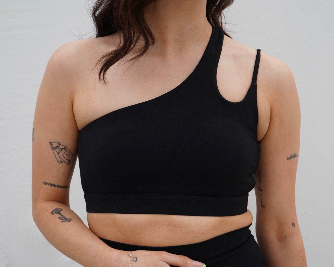 *Pre-Order* Gia Top