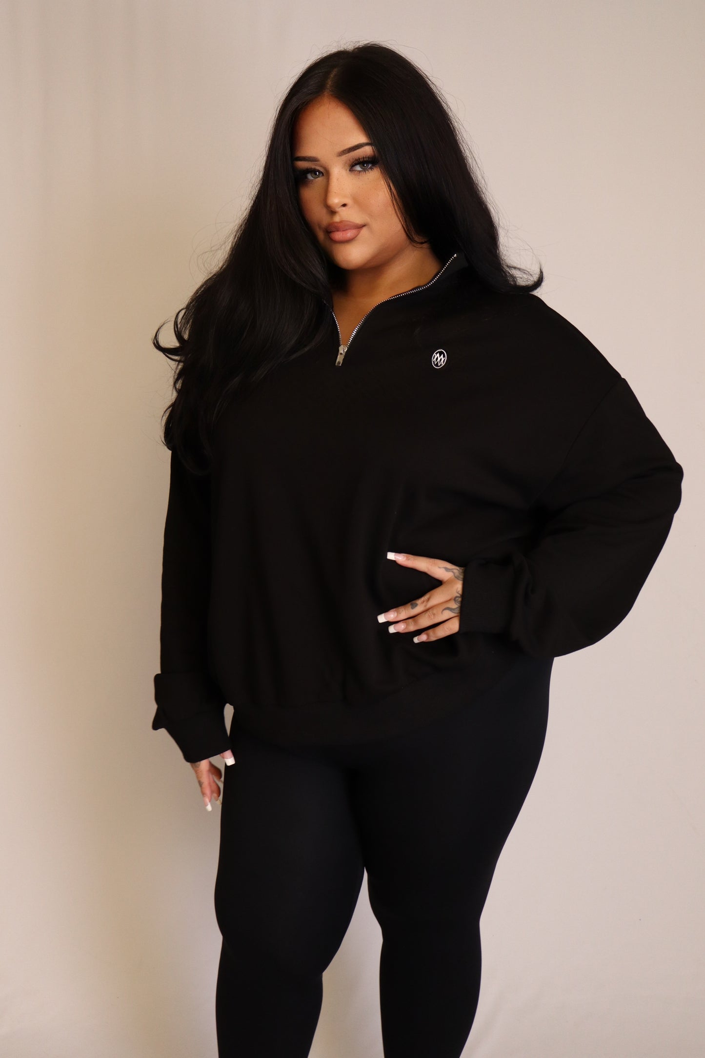 Tessa Pullover - Black